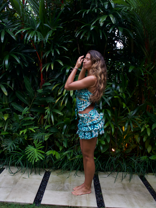 Conjunto de Seda Brisa - Top Halter y Falda Verde