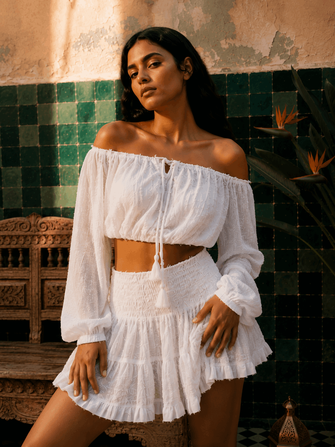 Conjunto de Algodón Tierra Alma - Top Hombros Descubiertos y Falda Blanco